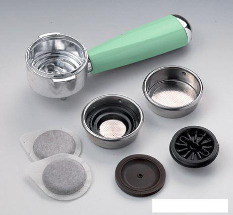 Рожковая кофеварка Ariete Vintage 1389 (зеленый)