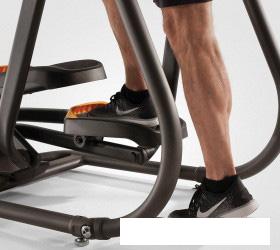 Эллиптический тренажер Matrix A30XER