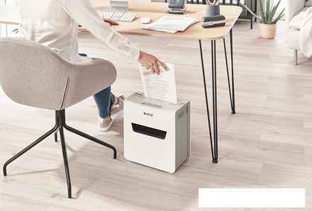 Шредер Leitz IQ Protect Premium 3M