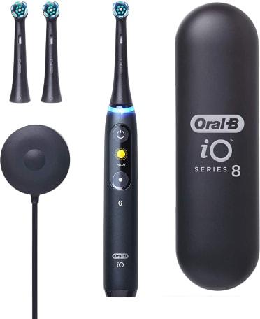 Электрическая зубная щетка Oral-B iO 8 (черный, 3 насадки)