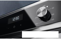 Электрический духовой шкаф Electrolux EOF5H40BX