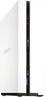 Сетевой накопитель QNAP D1