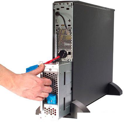 Источник бесперебойного питания APC Smart-UPS XL Modular 3000VA (SUM3000RMXLI2U)