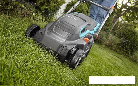 Колёсная газонокосилка Gardena PowerMax 1600/37