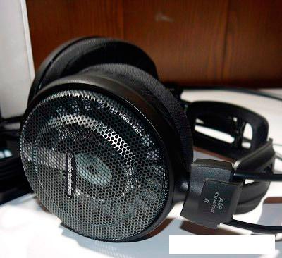 Наушники Audio-Technica ATH-AD700X
