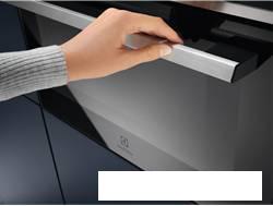 Электрический духовой шкаф Electrolux CombiQuick 800 EVL6E46X