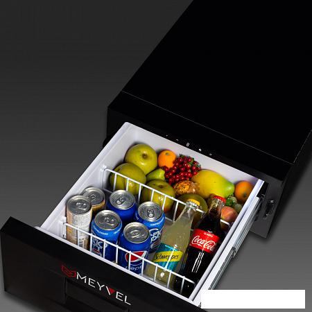Компрессорный автохолодильник Meyvel AF-CB30