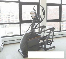 Эллиптический тренажер Matrix E50XIR