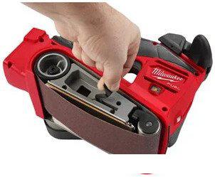 Ленточная шлифмашина Milwaukee M18 FBTS75-0 4933479614 (без АКБ)