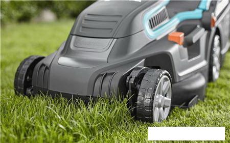 Колёсная газонокосилка Gardena PowerMax 1800/42
