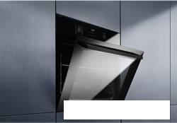 Электрический духовой шкаф Electrolux SteamBake 600 EOD6P77Z