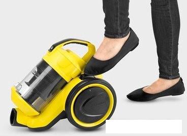 Пылесос Karcher VC 3 Plus 1.198-127.0