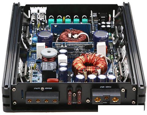 Автомобильный усилитель Урал AKM 1.700