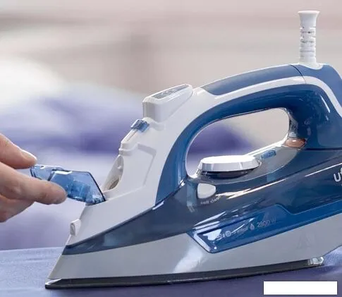 Утюг Ufesa PV3280 Selecta (синий/белый)