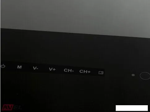 ЖК телевизор AVEL AVS240KS Smart (черный)