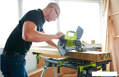 Дисковая пила Ryobi EMS216L