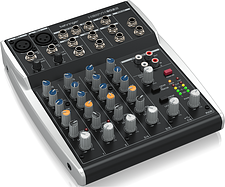 Микшерный пульт Behringer Xenyx 802S