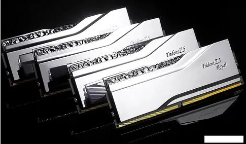 Оперативная память G.Skill Trident Z5 Royal 2x16ГБ DDR5 7200МГц F5-7200J3445G16GX2-TR5S