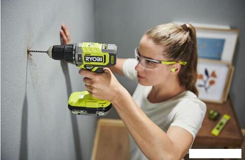 Ударная дрель-шуруповерт Ryobi RPD18-2C42S 5133005525 (с 2-мя АКБ 2 Ач+4 Ач, сумка)