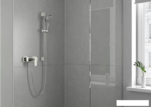 Душевой гарнитур  Hansgrohe Vernis Blend Vario 26275000