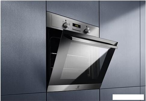 Электрический духовой шкаф Electrolux EOH3H00BX
