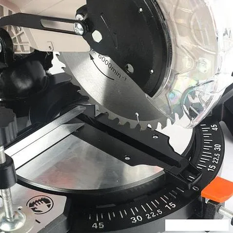 Торцовочная Patriot MS 253