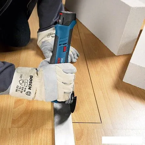 Мультифункциональная шлифмашина Bosch GOP 12V-28 Professional [06018B5001]