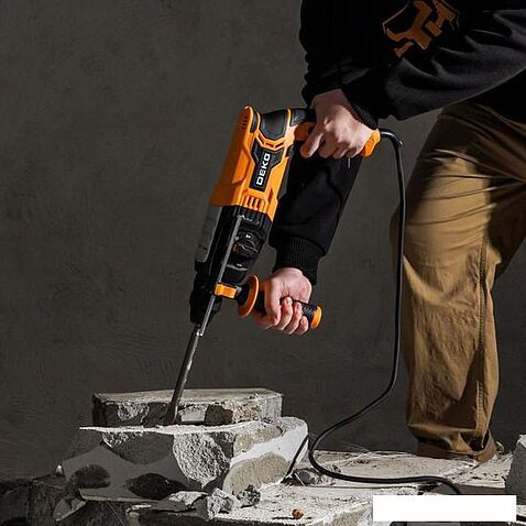 Перфоратор Deko DKH1200W (кейс)