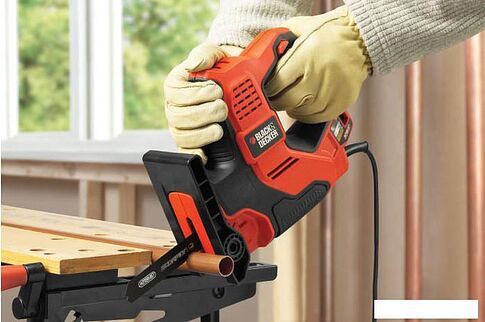 Сабельная пила Black & Decker RS890K
