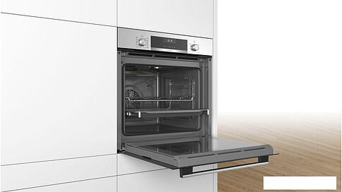 Электрический духовой шкаф Bosch HBG517ES0R