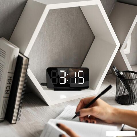 Настольные часы Aresa AR-3909