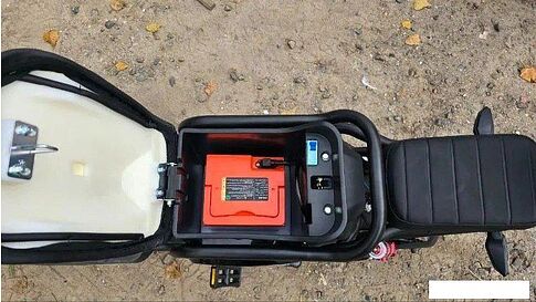 Электроскутер AVM.Plus Zoomer (черный)