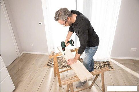 Дрель-шуруповерт Bosch AdvancedDrill 18 06039B5001 (с 2-мя АКБ, кейс)