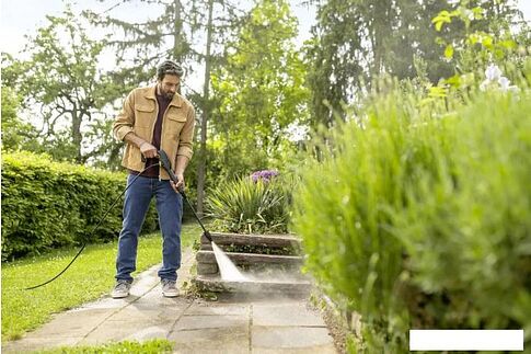 Мойка высокого давления Karcher K 2 Universal Edition 1.673-010.0