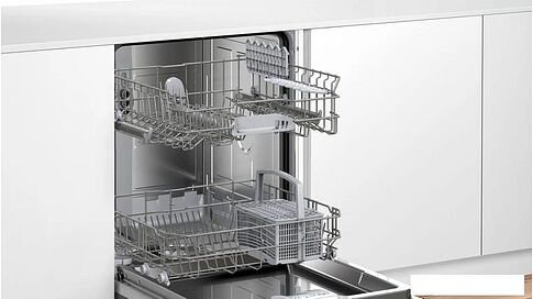 Встраиваемая посудомоечная машина Bosch Serie 2 SMV24AX00K