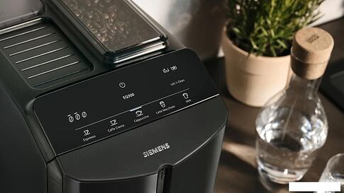 Кофемашина Siemens EQ300 TF301E19
