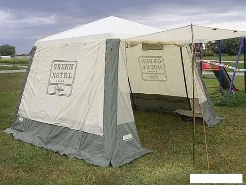 Тент-шатер Camping World Green Hotel Volga 138199 (зеленый/бежевый)