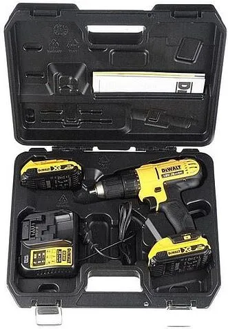Дрель-шуруповерт DeWalt DCD771D2 (с 2-мя АКБ 2 Ah)