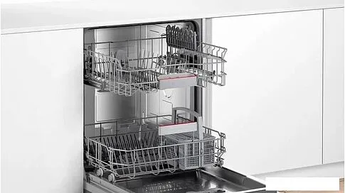 Встраиваемая посудомоечная машина Bosch SMV4HTX31E