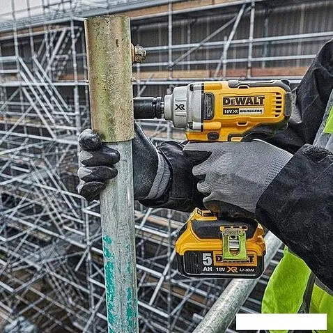 Ударный гайковерт DeWalt DCF894N (без АКБ)