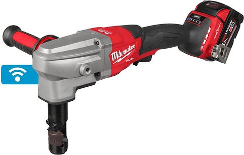 Высечные электрические ножницы Milwaukee M18 FNB35-502X 4933498983 (с 2-мя АКБ, кейс)