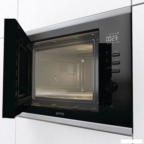 Микроволновая печь Gorenje BMX251M2BG
