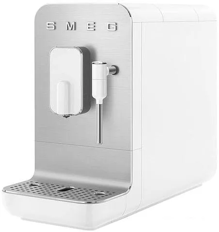 Эспрессо кофемашина Smeg BCC02WHMEU