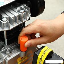 Компрессор Deko DKAC50 018-1111