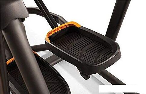 Эллиптический тренажер Matrix A50XER