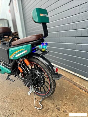 Электроскутер VOLT Tourist JY3 (зеленый)