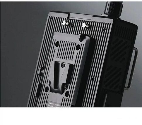 Лампа Aputure Amaran F22c V-mount