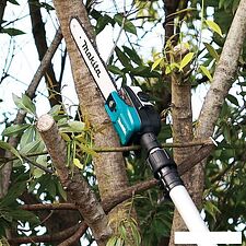 Высоторез Makita UA004GZ (без АКБ) Высоторез Makita UA004GZ (без АКБ)