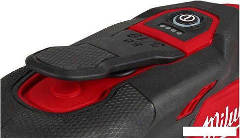 Эксцентриковая шлифмашина Milwaukee M12FROS5-0 4933493650 (без АКБ)