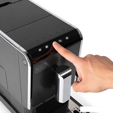Эспрессо кофемашина Black & Decker BXCO1470E